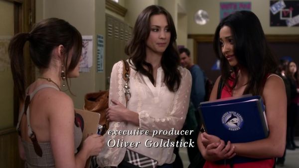 Pretty_Little_Liars_S03E02_BluRay_Rip_720p_Dual_Audio_WWW_TORRENTDOSFILMES_COM_0398.jpg