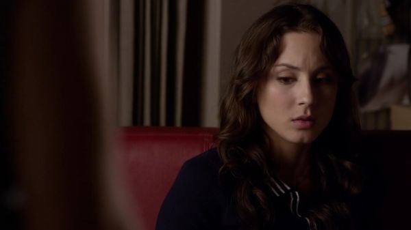 Pretty_Little_Liars_S03E02_BluRay_Rip_720p_Dual_Audio_WWW_TORRENTDOSFILMES_COM_1384.jpg