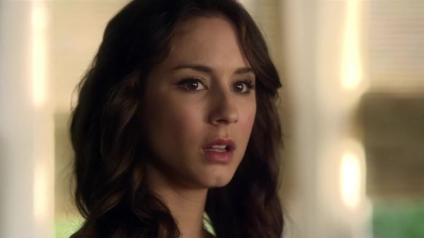 Pretty_Little_Liars_S03E03_BluRay_Rip_720p_Dual_Audio_WWW_TORRENTDOSFILMES_COM_0673.jpg
