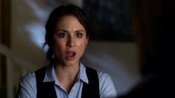 Pretty_Little_Liars_S03E03_BluRay_Rip_720p_Dual_Audio_WWW_TORRENTDOSFILMES_COM_2442.jpg