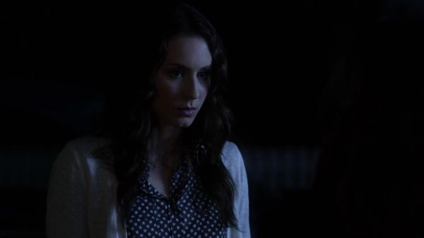 Pretty_Little_Liars_S03E05_BluRay_Rip_720p_Dual_Audio_WWW_TORRENTDOSFILMES_COM_0090.jpg