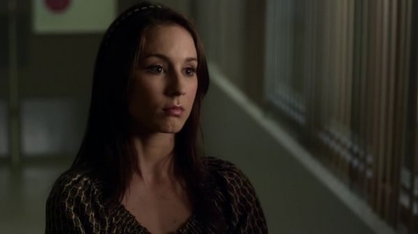 Pretty_Little_Liars_S03E05_BluRay_Rip_720p_Dual_Audio_WWW_TORRENTDOSFILMES_COM_1356.jpg