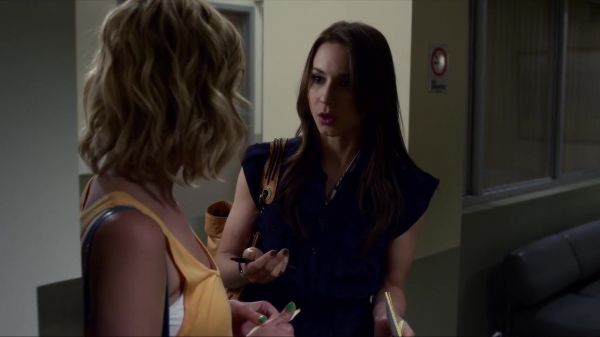 Pretty_Little_Liars_S03E06_BluRay_Rip_720p_Dual_Audio_WWW_TORRENTDOSFILMES_COM_0129.jpg