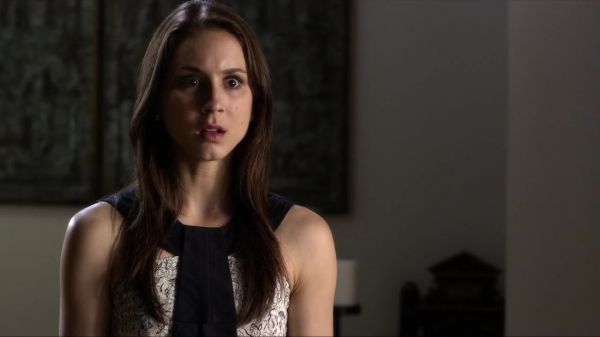Pretty_Little_Liars_S03E06_BluRay_Rip_720p_Dual_Audio_WWW_TORRENTDOSFILMES_COM_2527.jpg