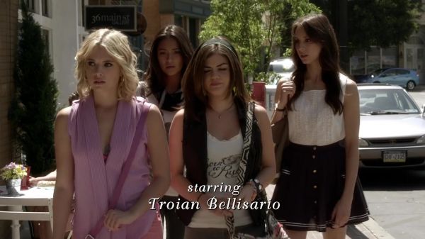 Pretty_Little_Liars_S03E07_BluRay_Rip_720p_Dual_Audio_WWW_TORRENTDOSFILMES_COM_0168.jpg