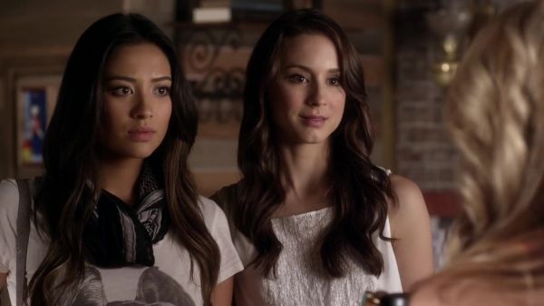 Pretty_Little_Liars_S03E07_BluRay_Rip_720p_Dual_Audio_WWW_TORRENTDOSFILMES_COM_0236.jpg