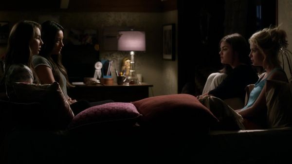 Pretty_Little_Liars_S03E07_BluRay_Rip_720p_Dual_Audio_WWW_TORRENTDOSFILMES_COM_2493.jpg