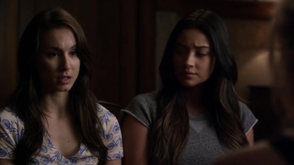 Pretty_Little_Liars_S03E07_BluRay_Rip_720p_Dual_Audio_WWW_TORRENTDOSFILMES_COM_2497.jpg