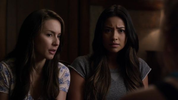 Pretty_Little_Liars_S03E07_BluRay_Rip_720p_Dual_Audio_WWW_TORRENTDOSFILMES_COM_2524.jpg