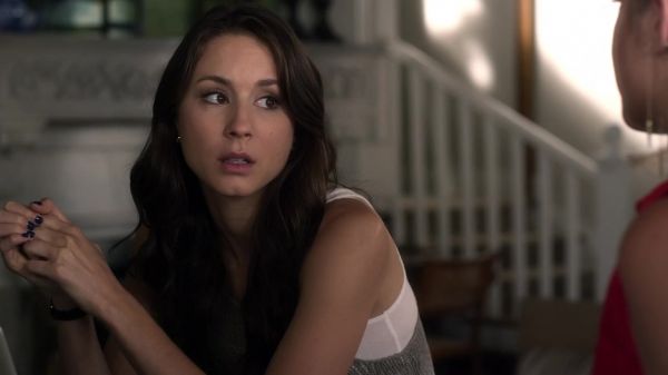Pretty_Little_Liars_S03E08_BluRay_Rip_720p_Dual_Audio_WWW_TORRENTDOSFILMES_COM_0526.jpg