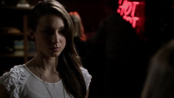 Pretty_Little_Liars_S03E09_BluRay_Rip_720p_Dual_Audio_WWW_TORRENTDOSFILMES_COM_1746.jpg