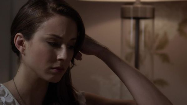 Pretty_Little_Liars_S03E09_BluRay_Rip_720p_Dual_Audio_WWW_TORRENTDOSFILMES_COM_2545.jpg