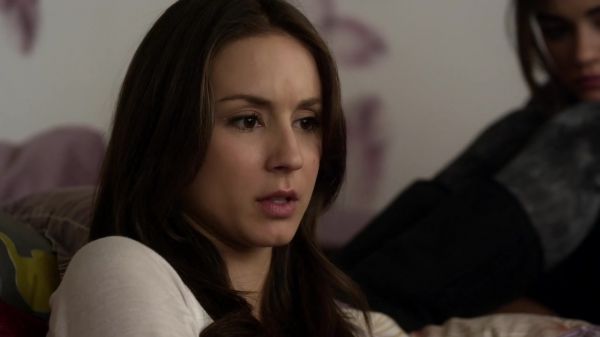 Pretty_Little_Liars_S03E12_BluRay_Rip_720p_Dual_Audio_WWW_TORRENTDOSFILMES_COM_0672.jpg