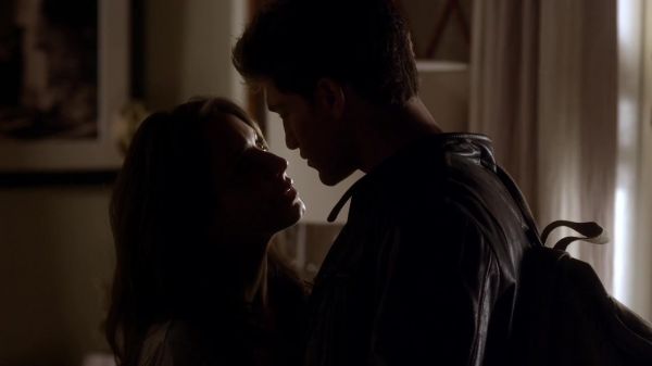 Pretty_Little_Liars_S03E12_BluRay_Rip_720p_Dual_Audio_WWW_TORRENTDOSFILMES_COM_1452.jpg