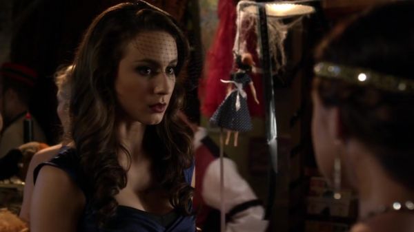 Pretty_Little_Liars_S03E13_BluRay_Rip_720p_Dual_Audio_WWW_TORRENTDOSFILMES_COM_0640.jpg