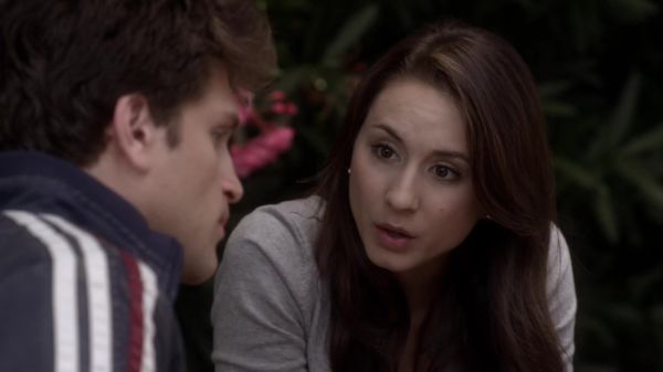 Pretty_Little_Liars_S03E14_BluRay_Rip_720p_Dual_Audio_WWW_TORRENTDOSFILMES_COM_1032.jpg