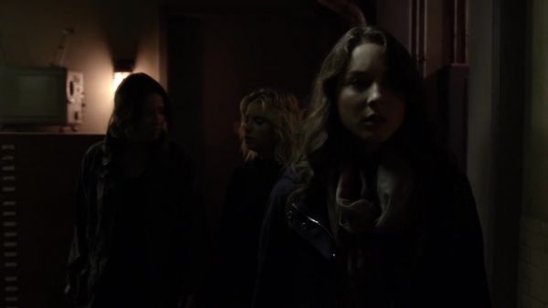 Pretty_Little_Liars_S03E15_BluRay_Rip_720p_Dual_Audio_WWW_TORRENTDOSFILMES_COM_0156.jpg