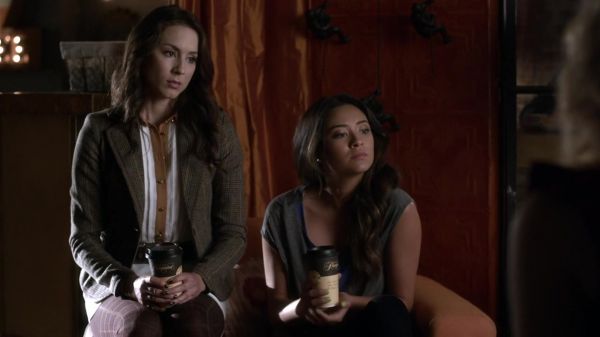 Pretty_Little_Liars_S03E15_BluRay_Rip_720p_Dual_Audio_WWW_TORRENTDOSFILMES_COM_0264.jpg