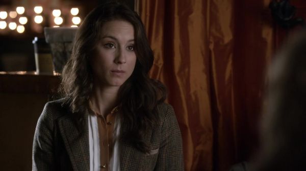 Pretty_Little_Liars_S03E15_BluRay_Rip_720p_Dual_Audio_WWW_TORRENTDOSFILMES_COM_0363.jpg