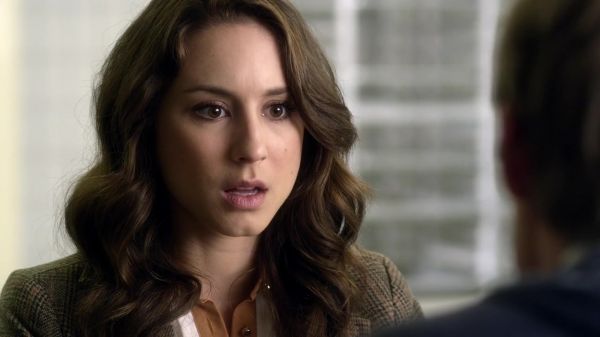 Pretty_Little_Liars_S03E15_BluRay_Rip_720p_Dual_Audio_WWW_TORRENTDOSFILMES_COM_0737.jpg