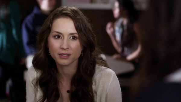Pretty_Little_Liars_S03E15_BluRay_Rip_720p_Dual_Audio_WWW_TORRENTDOSFILMES_COM_0976.jpg