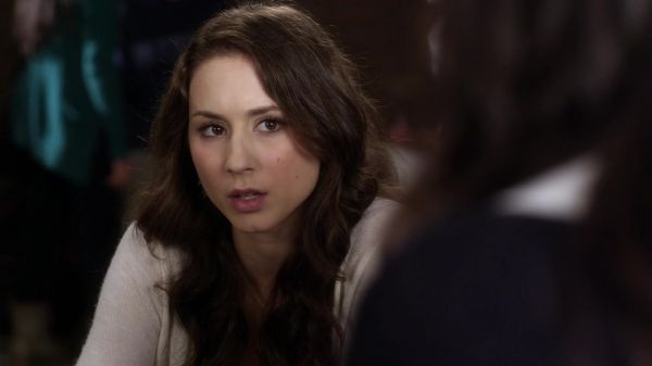 Pretty_Little_Liars_S03E15_BluRay_Rip_720p_Dual_Audio_WWW_TORRENTDOSFILMES_COM_1001.jpg