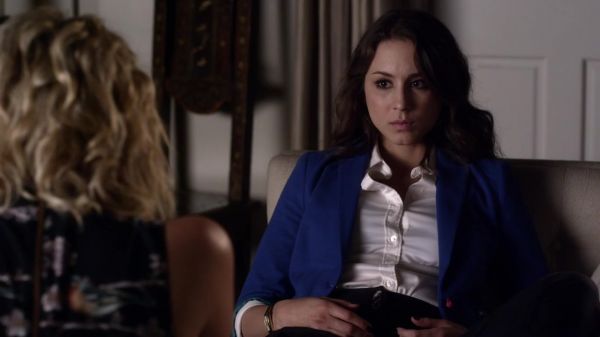 Pretty_Little_Liars_S03E15_BluRay_Rip_720p_Dual_Audio_WWW_TORRENTDOSFILMES_COM_2333.jpg