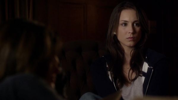 Pretty_Little_Liars_S03E16_BluRay_Rip_720p_Dual_Audio_WWW_TORRENTDOSFILMES_COM_0115.jpg