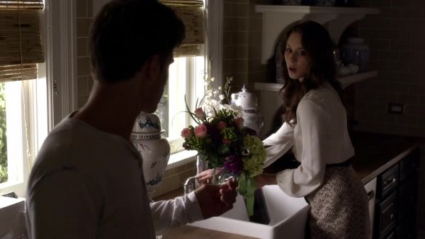Pretty_Little_Liars_S03E16_BluRay_Rip_720p_Dual_Audio_WWW_TORRENTDOSFILMES_COM_1703.jpg