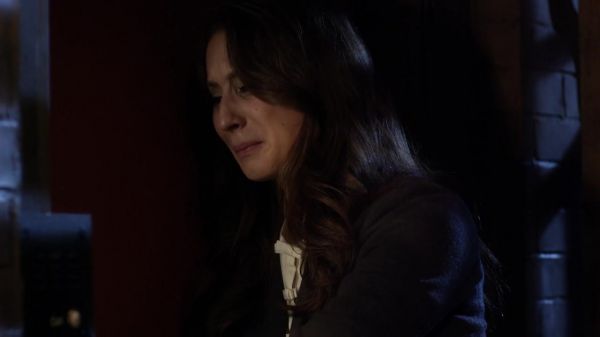 Pretty_Little_Liars_S03E16_BluRay_Rip_720p_Dual_Audio_WWW_TORRENTDOSFILMES_COM_2550.jpg