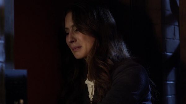 Pretty_Little_Liars_S03E16_BluRay_Rip_720p_Dual_Audio_WWW_TORRENTDOSFILMES_COM_2551.jpg