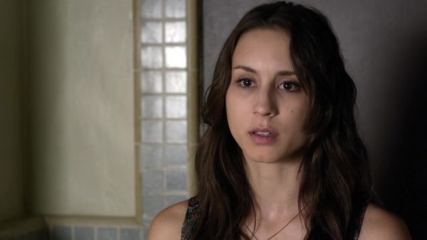 Pretty_Little_Liars_S03E17_BluRay_Rip_720p_Dual_Audio_WWW_TORRENTDOSFILMES_COM_0818.jpg