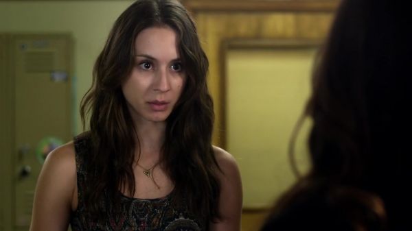 Pretty_Little_Liars_S03E17_BluRay_Rip_720p_Dual_Audio_WWW_TORRENTDOSFILMES_COM_1033.jpg