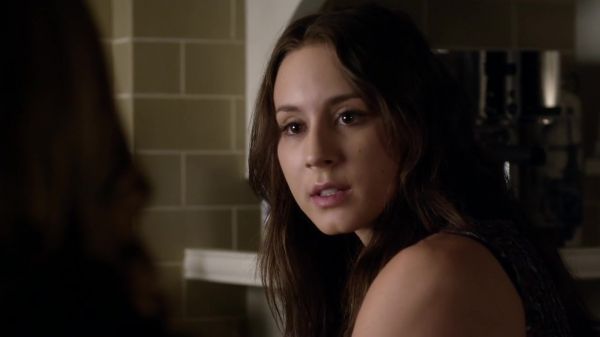 Pretty_Little_Liars_S03E17_BluRay_Rip_720p_Dual_Audio_WWW_TORRENTDOSFILMES_COM_1566.jpg