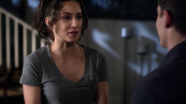 Pretty_Little_Liars_S03E19_BluRay_Rip_720p_Dual_Audio_WWW_TORRENTDOSFILMES_COM_1127.jpg