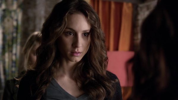 Pretty_Little_Liars_S03E21_BluRay_Rip_720p_Dual_Audio_WWW_TORRENTDOSFILMES_COM_0844.jpg