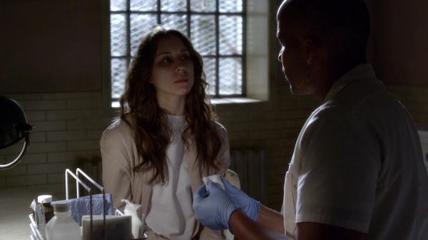 Pretty_Little_Liars_S03E22_BluRay_Rip_720p_Dual_Audio_WWW_TORRENTDOSFILMES_COM_0167.jpg