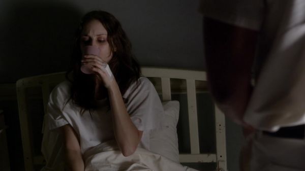Pretty_Little_Liars_S03E22_BluRay_Rip_720p_Dual_Audio_WWW_TORRENTDOSFILMES_COM_0897.jpg