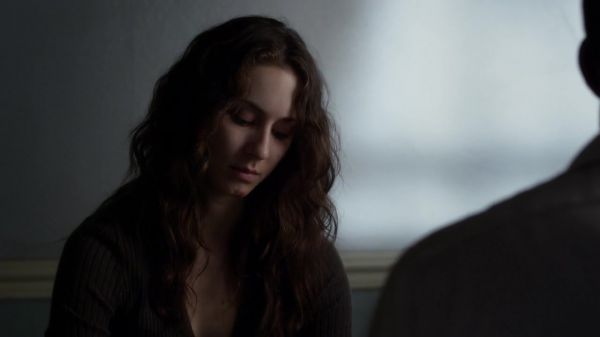 Pretty_Little_Liars_S03E22_BluRay_Rip_720p_Dual_Audio_WWW_TORRENTDOSFILMES_COM_1287.jpg
