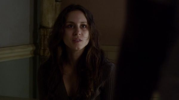 Pretty_Little_Liars_S03E22_BluRay_Rip_720p_Dual_Audio_WWW_TORRENTDOSFILMES_COM_1452.jpg