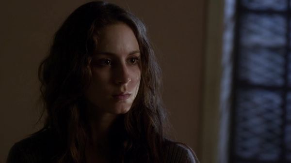 Pretty_Little_Liars_S03E22_BluRay_Rip_720p_Dual_Audio_WWW_TORRENTDOSFILMES_COM_1491.jpg