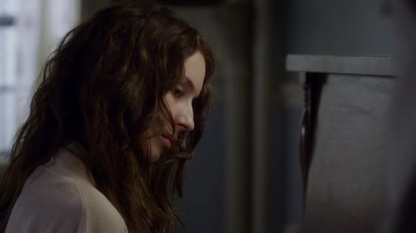 Pretty_Little_Liars_S03E22_BluRay_Rip_720p_Dual_Audio_WWW_TORRENTDOSFILMES_COM_1768.jpg