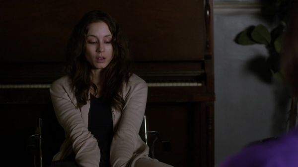Pretty_Little_Liars_S03E22_BluRay_Rip_720p_Dual_Audio_WWW_TORRENTDOSFILMES_COM_2440.jpg