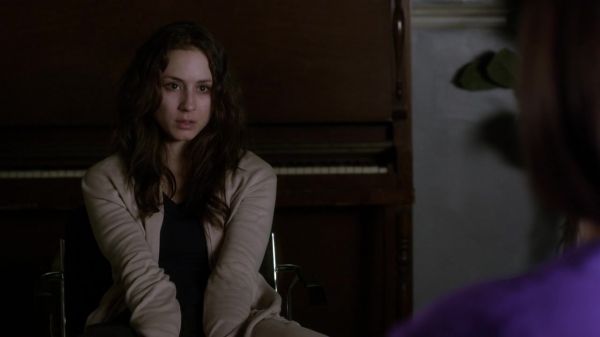 Pretty_Little_Liars_S03E22_BluRay_Rip_720p_Dual_Audio_WWW_TORRENTDOSFILMES_COM_2445.jpg