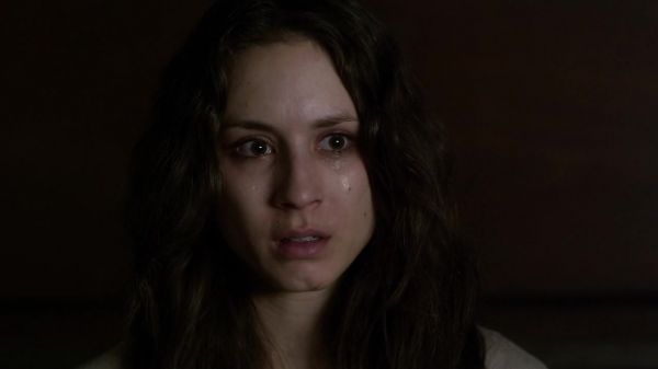 Pretty_Little_Liars_S03E22_BluRay_Rip_720p_Dual_Audio_WWW_TORRENTDOSFILMES_COM_2550.jpg