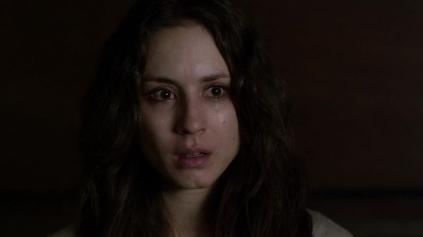 Pretty_Little_Liars_S03E22_BluRay_Rip_720p_Dual_Audio_WWW_TORRENTDOSFILMES_COM_2551.jpg