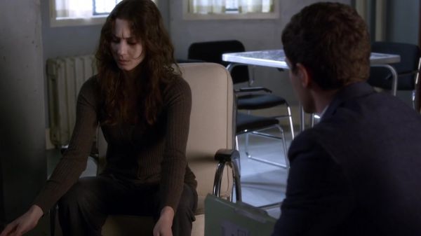 Pretty_Little_Liars_S03E23_BluRay_Rip_720p_Dual_Audio_WWW_TORRENTDOSFILMES_COM_0553.jpg