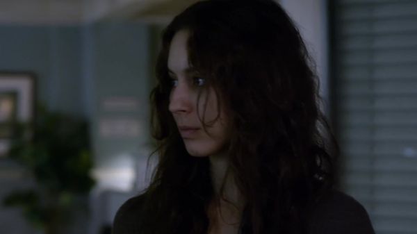 Pretty_Little_Liars_S03E23_BluRay_Rip_720p_Dual_Audio_WWW_TORRENTDOSFILMES_COM_0718.jpg