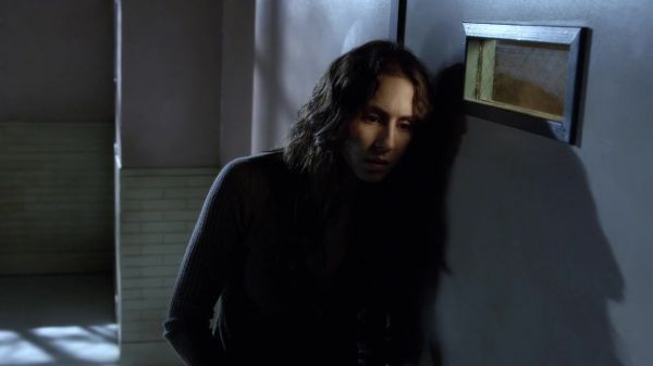 Pretty_Little_Liars_S03E23_BluRay_Rip_720p_Dual_Audio_WWW_TORRENTDOSFILMES_COM_1055.jpg