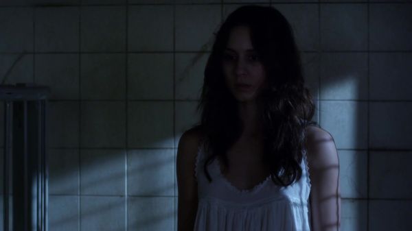 Pretty_Little_Liars_S03E23_BluRay_Rip_720p_Dual_Audio_WWW_TORRENTDOSFILMES_COM_2003.jpg
